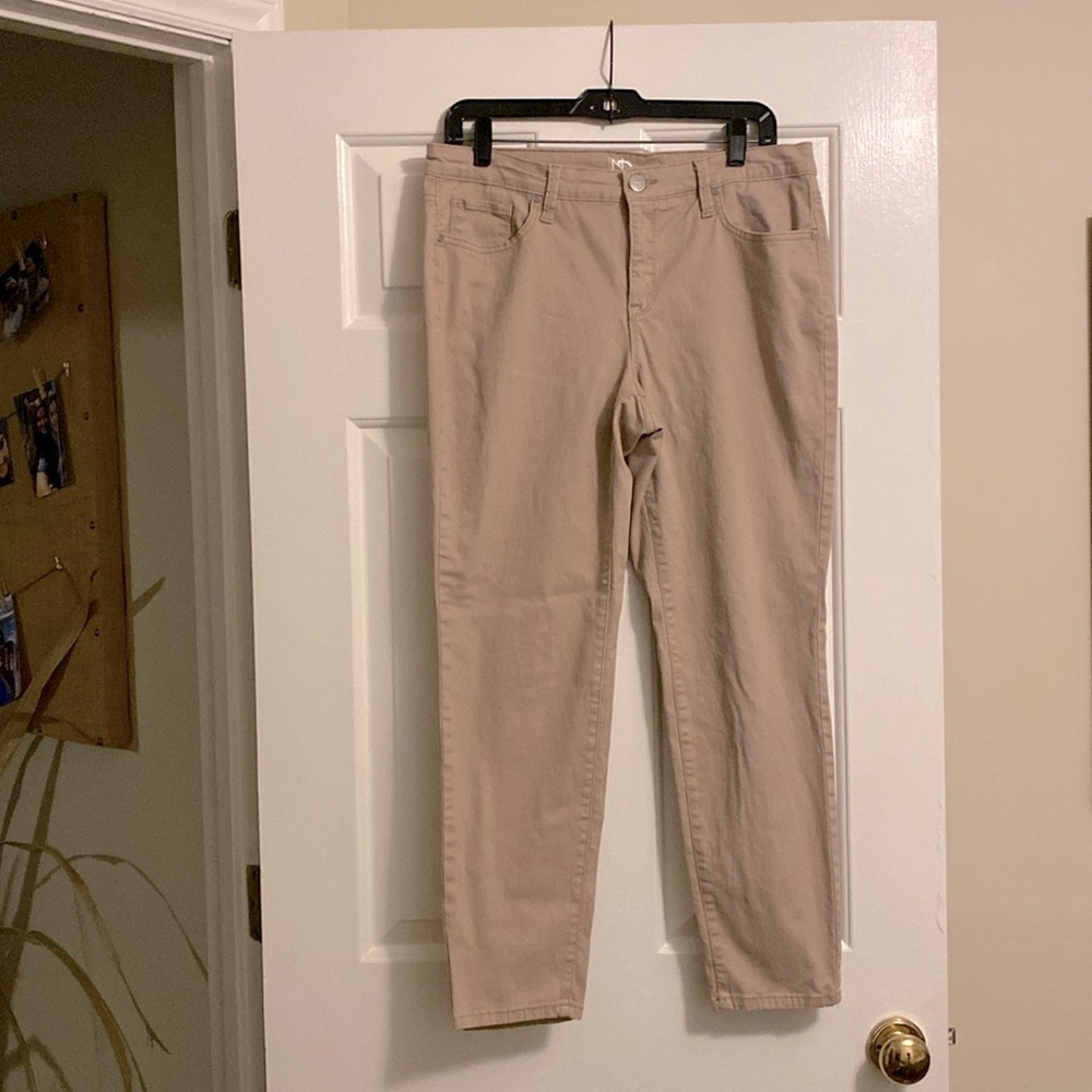 NEW DIRECTION skinny jeans size 10 short